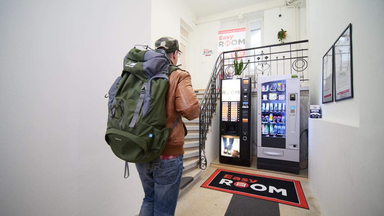 Easyroom Vienna - Low Budget Hostel Ngoại thất bức ảnh